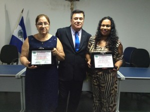 vereador Jose Antonio Marconsini com homenageadas Mariluzi Peruggia Ribeiro e Zenilda Pontes Barros